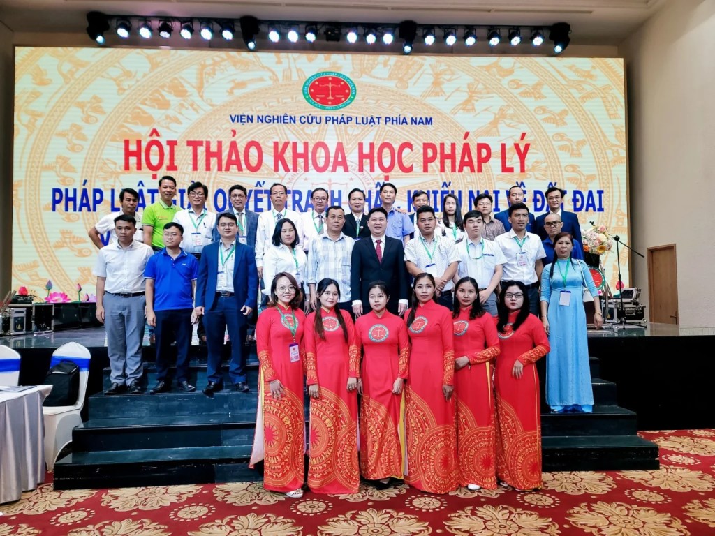 Đội ngũ Song Thịnh tại hội thảo khoa học pháp lý đất đai